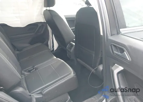 2021 Volkswagen Tiguan 2.0T Se/2.0T Se R-Line Black/2.0T Sel z USA, uszkodzony, nr VIN 3VV2B7AX4MM110397